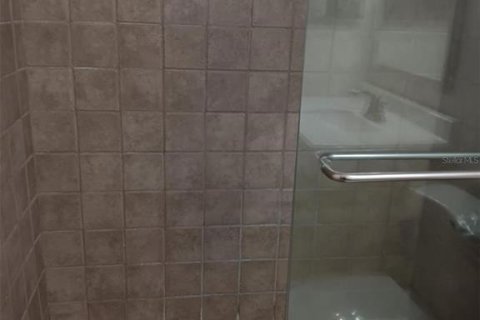 Townhouse in Gainesville, Florida 3 bedrooms, 126.44 sq.m. № 2221046 - photo 9