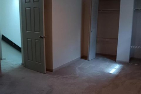 Townhouse in Gainesville, Florida 3 bedrooms, 126.44 sq.m. № 2221046 - photo 18