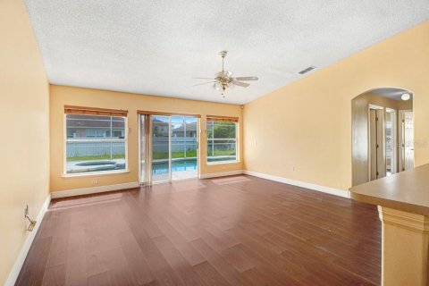 Casa en venta en Kissimmee, Florida, 3 dormitorios, 168.15 m2 № 2377555 - foto 8