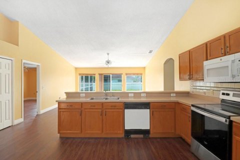 Casa en venta en Kissimmee, Florida, 3 dormitorios, 168.15 m2 № 2377555 - foto 5