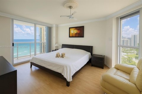 Condo in Sunny Isles Beach, Florida, 2 bedrooms  № 2075189 - photo 3