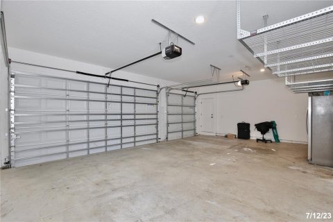 Casa en alquiler en Orlando, Florida, 32 dormitorios, 243.59 m2 № 1912295 - foto 19