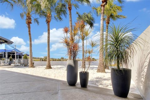 Casa en alquiler en Orlando, Florida, 32 dormitorios, 243.59 m2 № 1912295 - foto 29