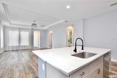 Casa en alquiler en Orlando, Florida, 32 dormitorios, 243.59 m2 № 1912295 - foto 7