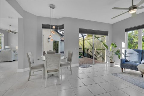 Condo in Longboat Key, Florida, 3 bedrooms № 2113287 - photo 11