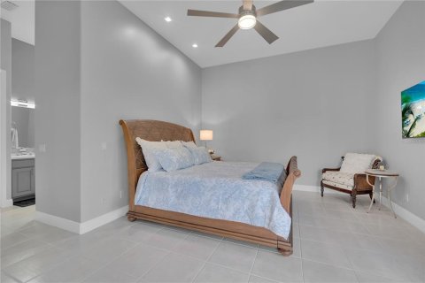 Condo in Longboat Key, Florida, 3 bedrooms № 2113287 - photo 21