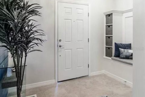 Touwnhouse à vendre à Davenport, Floride: 5 chambres, 213.02 m2 № 2148632 - photo 7