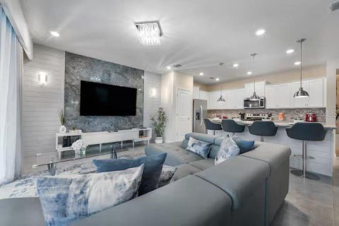 Touwnhouse à vendre à Davenport, Floride: 5 chambres, 213.02 m2 № 2148632 - photo 9
