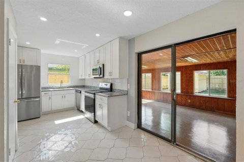 House in Orlando, Florida 3 bedrooms, 171.78 sq.m. № 1851131 - photo 25