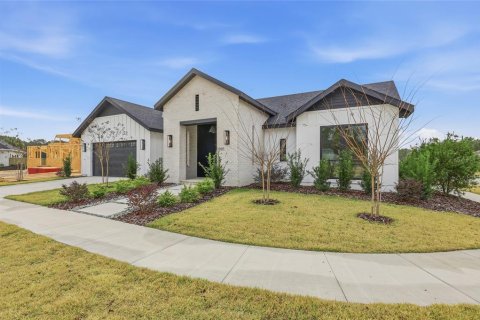 House in Gainesville, Florida 4 bedrooms, 284 sq.m. № 2125818 - photo 4
