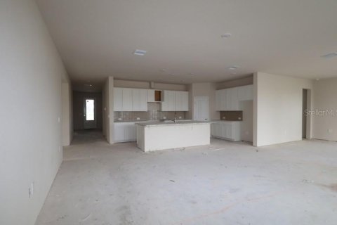 Casa en venta en Plant City, Florida, 4 dormitorios, 228.82 m2 № 2208946 - foto 9