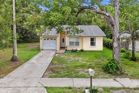 Casa en Tampa, Florida 3 dormitorios, 110.83 m2 № 2202167