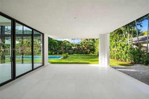 Villa ou maison à vendre à South Miami, Floride: 6 chambres, 603.21 m2 № 2370351 - photo 23