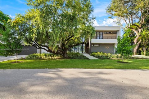 Villa ou maison à vendre à South Miami, Floride: 6 chambres, 603.21 m2 № 2370351 - photo 2