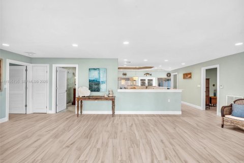 Casa en venta en Pompano Beach, Florida, 3 dormitorios, 224.82 m2 № 2005893 - foto 16