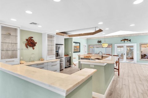 Casa en venta en Pompano Beach, Florida, 3 dormitorios, 224.82 m2 № 2005893 - foto 6