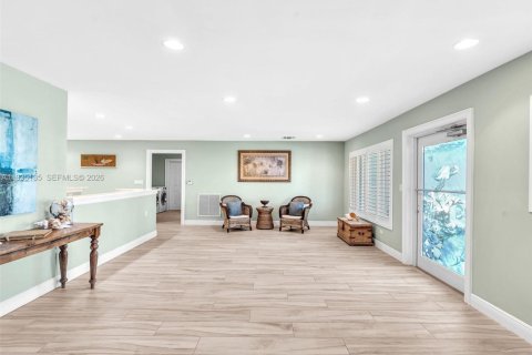 Casa en venta en Pompano Beach, Florida, 3 dormitorios, 224.82 m2 № 2005893 - foto 18