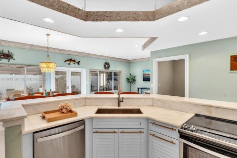 Casa en venta en Pompano Beach, Florida, 3 dormitorios, 224.82 m2 № 2005893 - foto 8