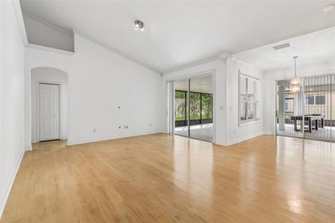 Снять в аренду виллу или дом в Тампа, Флорида 8 комнат, 248.89м2, № 2150577 - фото 18