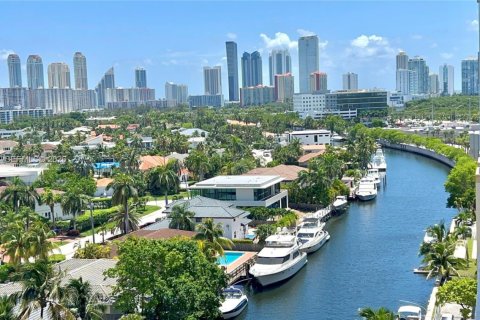 Condominio en venta en North Miami Beach, Florida, 2 dormitorios, 106.37 m2 № 2090546 - foto 17