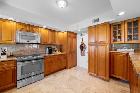 Copropriété à vendre à Fort Lauderdale, Floride: 3 chambres, 193.24 m2 № 2392719 - photo 17