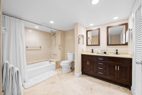 Copropriété à vendre à Fort Lauderdale, Floride: 3 chambres, 193.24 m2 № 2392719 - photo 25