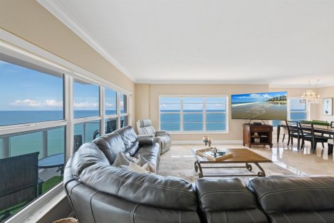 Copropriété à vendre à Fort Lauderdale, Floride: 3 chambres, 193.24 m2 № 2392719 - photo 2