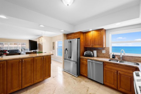 Copropriété à vendre à Fort Lauderdale, Floride: 3 chambres, 193.24 m2 № 2392719 - photo 13