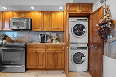 Copropriété à vendre à Fort Lauderdale, Floride: 3 chambres, 193.24 m2 № 2392719 - photo 20