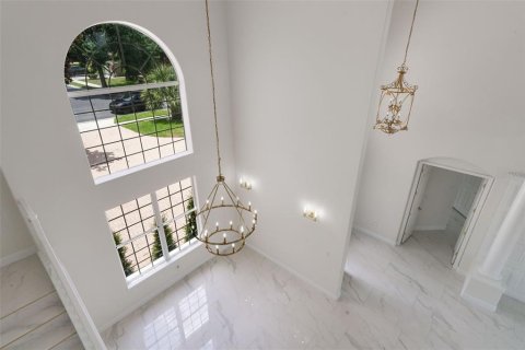House in Davenport, Florida 5 bedrooms, 384.24 sq.m. № 2118405 - photo 28