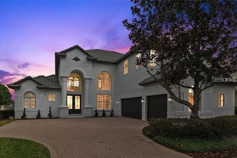 House in Davenport, Florida 5 bedrooms, 384.24 sq.m. № 2118405