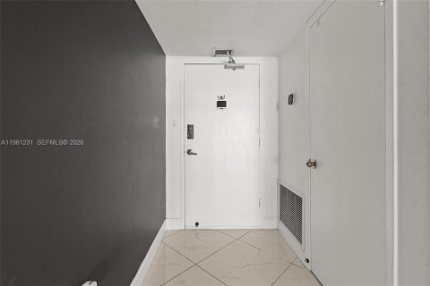 Купить кондоминиум в Авентура, Флорида 2 спальни, 116.22м2, № 2043661 - фото 6