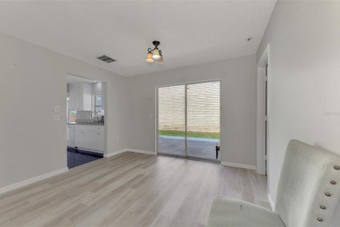House in Englewood, Florida 3 bedrooms, 119.01 sq.m. № 2396355 - photo 30