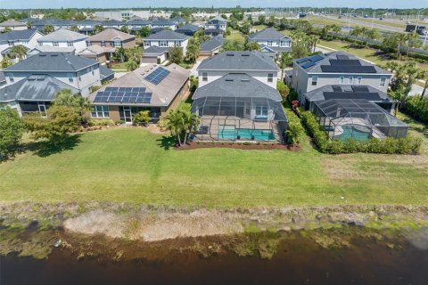 House in Sarasota, Florida 4 bedrooms, 276.2 sq.m. № 1718424 - photo 2