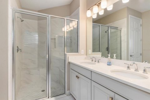House in Sarasota, Florida 4 bedrooms, 276.2 sq.m. № 1718424 - photo 21
