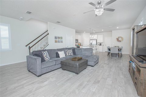 Adosado en alquiler en Orlando, Florida, 3 dormitorios, 159.05 m2 № 2424351 - foto 10