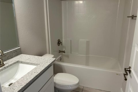 House in North Port, Florida 3 bedrooms, 143.07 sq.m. № 1339509 - photo 13