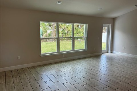 House in North Port, Florida 3 bedrooms, 143.07 sq.m. № 1339509 - photo 3