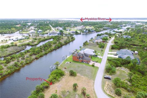 Land in Port Charlotte, Florida № 2236568