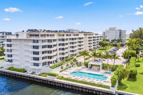 Copropriété à vendre à Palm Beach, Floride: 2 chambres, 129.04 m2 № 2087715 - photo 23