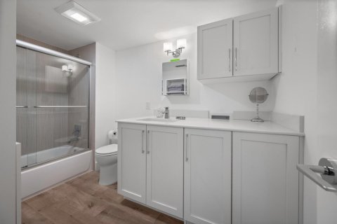 Copropriété à vendre à Palm Beach, Floride: 2 chambres, 129.04 m2 № 2087715 - photo 17