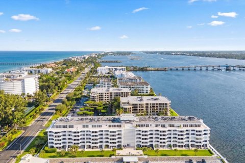 Copropriété à vendre à Palm Beach, Floride: 2 chambres, 129.04 m2 № 2087715 - photo 24
