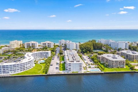 Copropriété à vendre à Palm Beach, Floride: 2 chambres, 129.04 m2 № 2087715 - photo 26