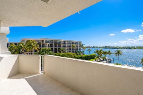 Copropriété à vendre à Palm Beach, Floride: 2 chambres, 129.04 m2 № 2087715 - photo 19