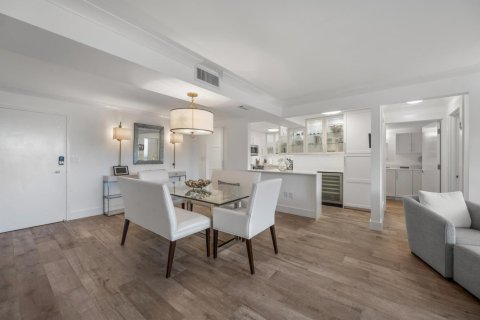 Copropriété à vendre à Palm Beach, Floride: 2 chambres, 129.04 m2 № 2087715 - photo 3