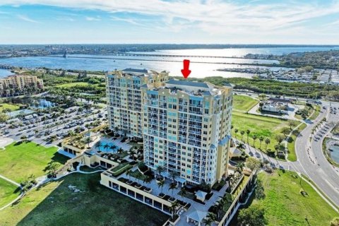 Condo in Palmetto, Florida, 2 bedrooms  № 1556598 - photo 3