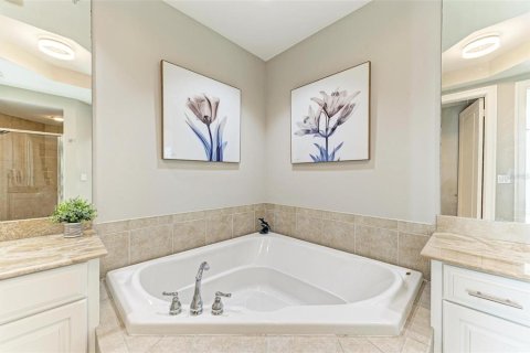 Condo in Palmetto, Florida, 2 bedrooms  № 1556598 - photo 23