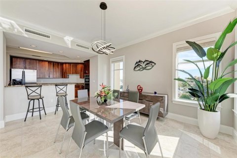 Condo in Palmetto, Florida, 2 bedrooms  № 1556598 - photo 16