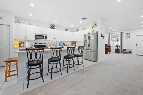 House in Homestead, Florida 4 bedrooms, 224.08 sq.m. № 2049765 - photo 9