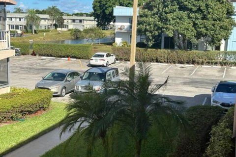 Condominio en alquiler en Delray Beach, Florida, 2 dormitorios, 89.19 m2 № 1146149 - foto 1